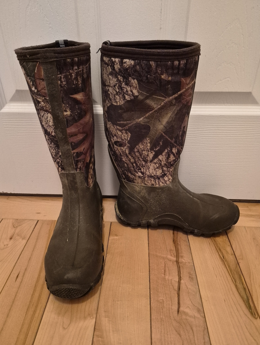 The Muck Company men's size 5 or women's size 6 boots